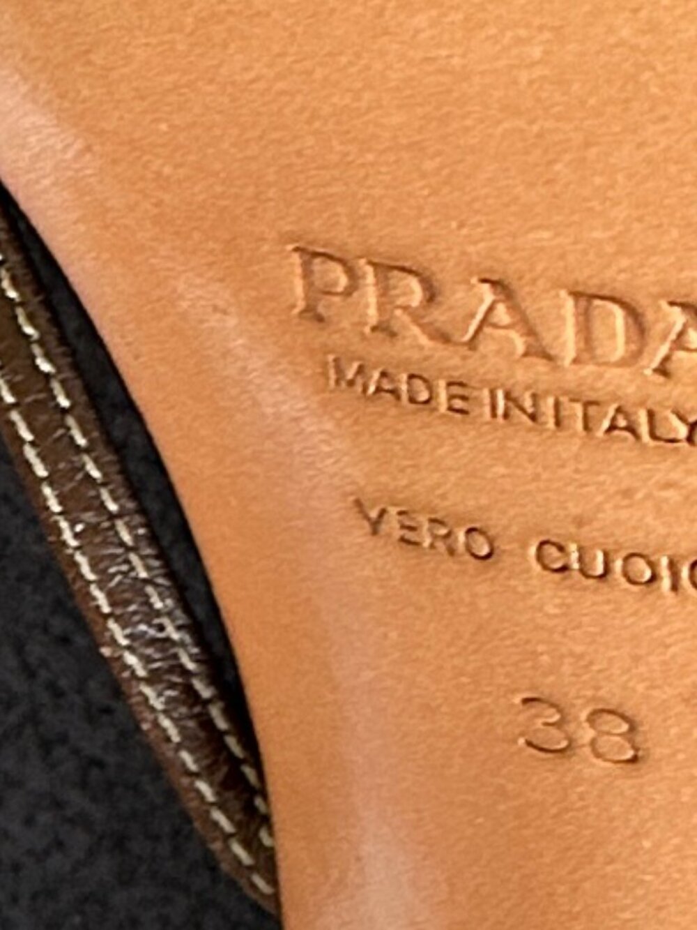 Prada 1990s brown rosebud kitten heels mules strappy leaf flower sandals 38 - Picture 4 of 10